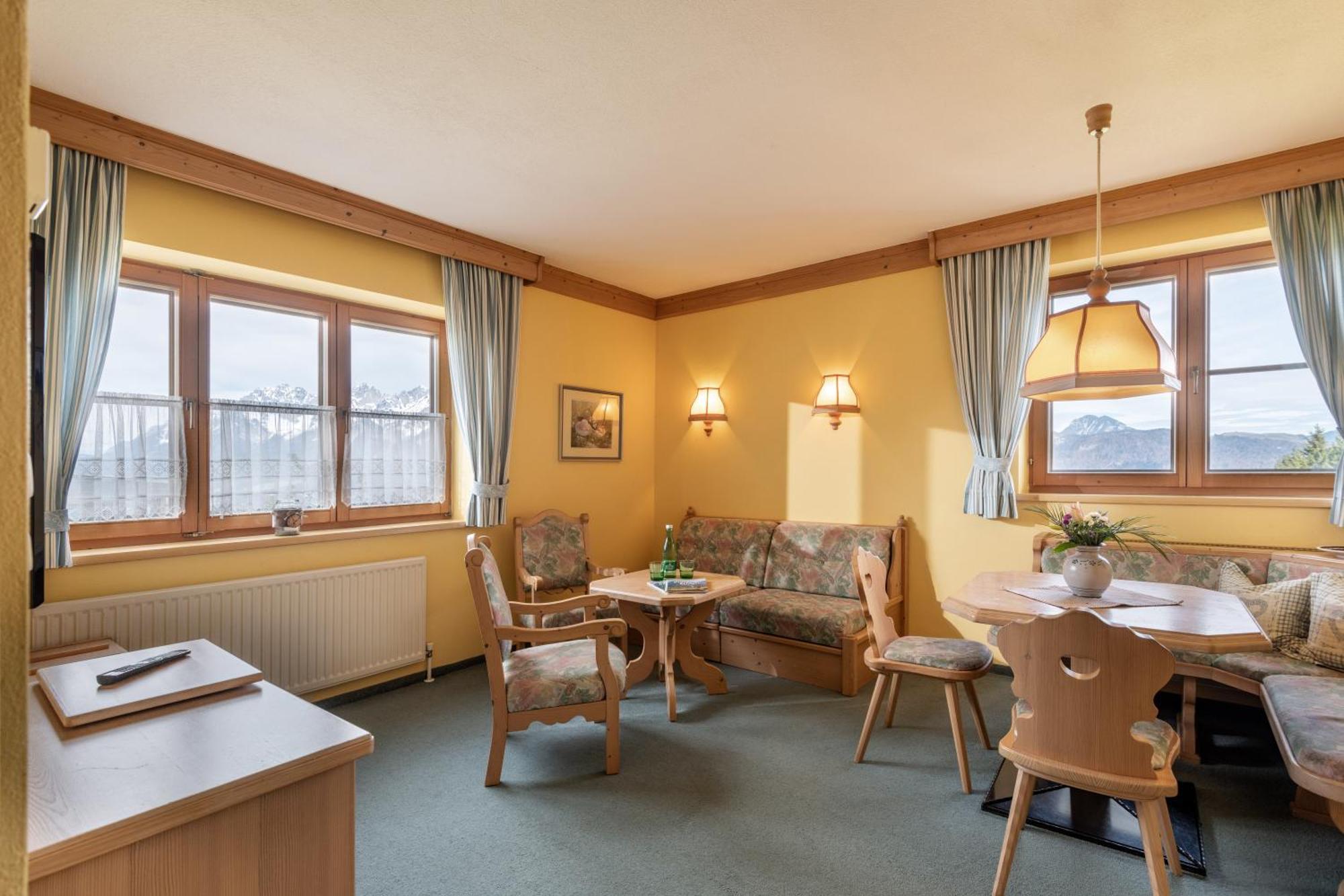 Hochfeldalm Hotel Sankt Johann in Tirol Exterior foto
